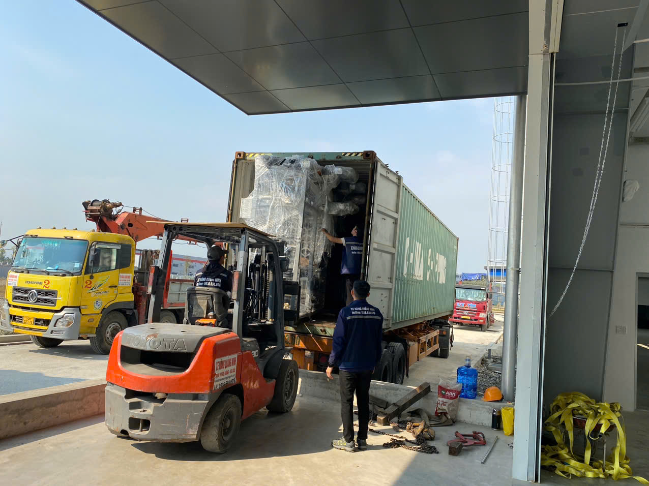 Xe nâng Quảng Ninh uy tín – chất lượng