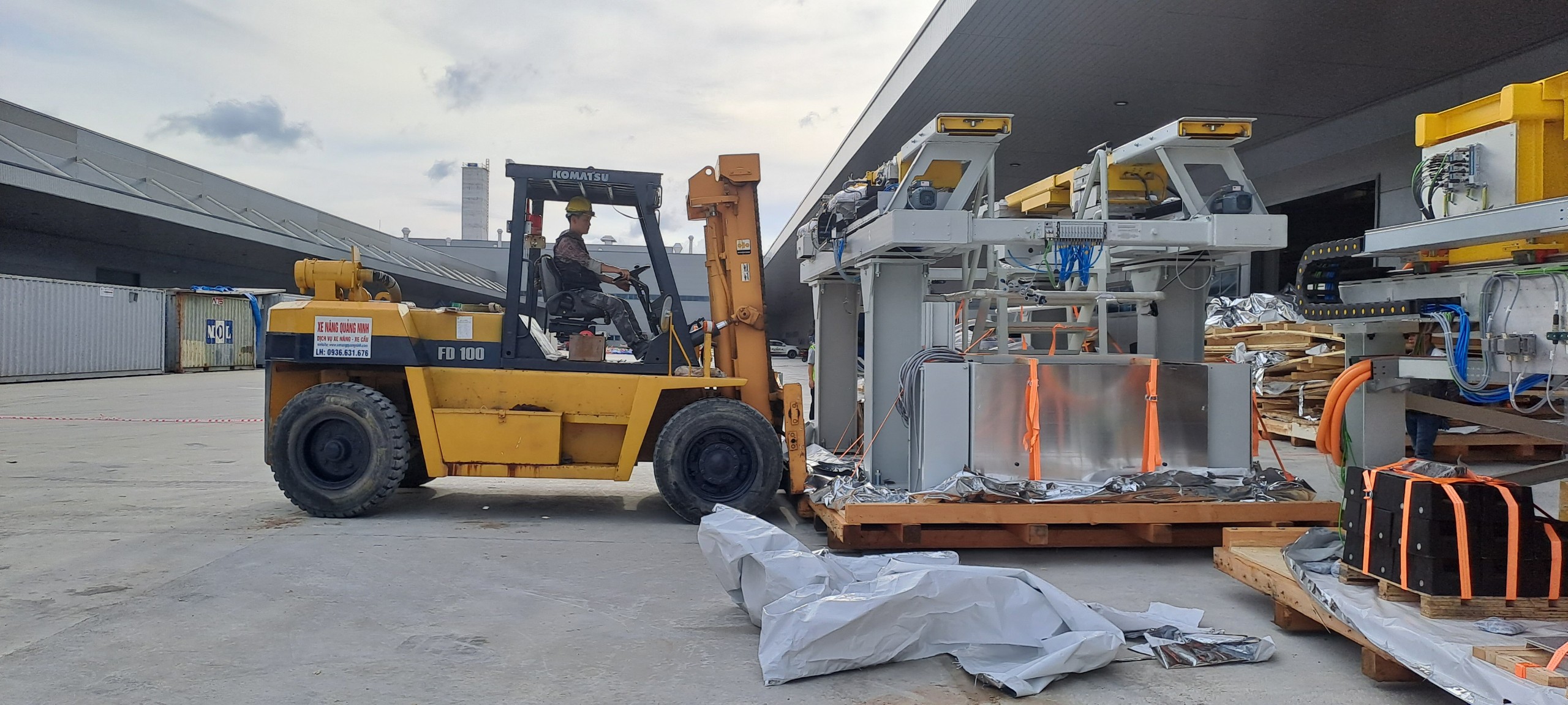 Cho thuê – dịch vụ - mua bán xe nâng tại Quảng Ninh