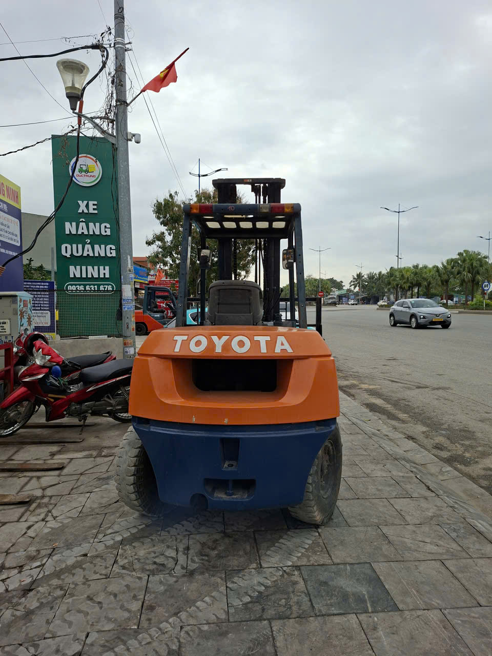 BÁN XE NÂNG TOYOTA 5 TẤN NHẬP KHẨU NHẬT