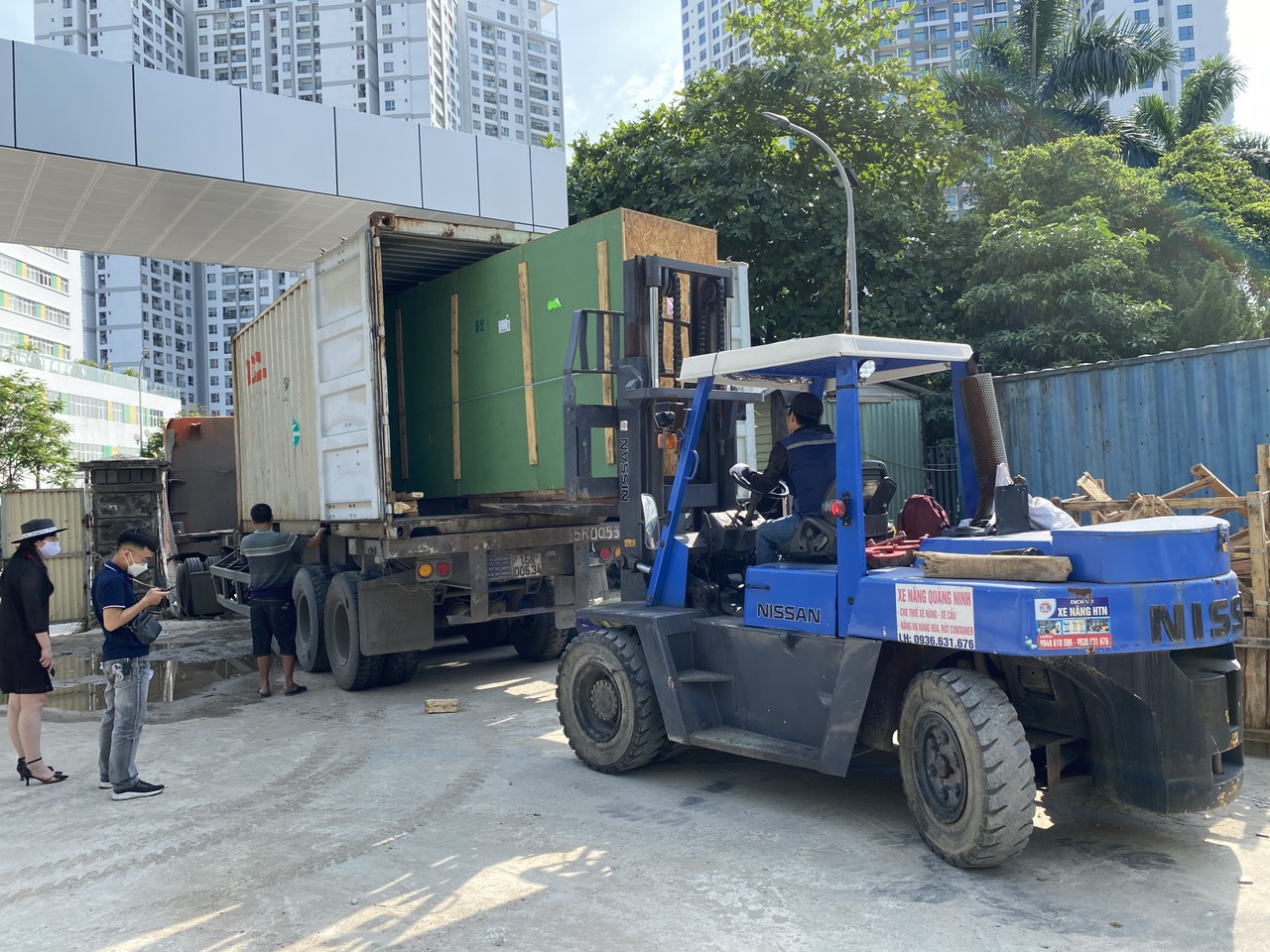 Dịch vụ cho thuê và mua bán xe nâng tại Quảng Ninh