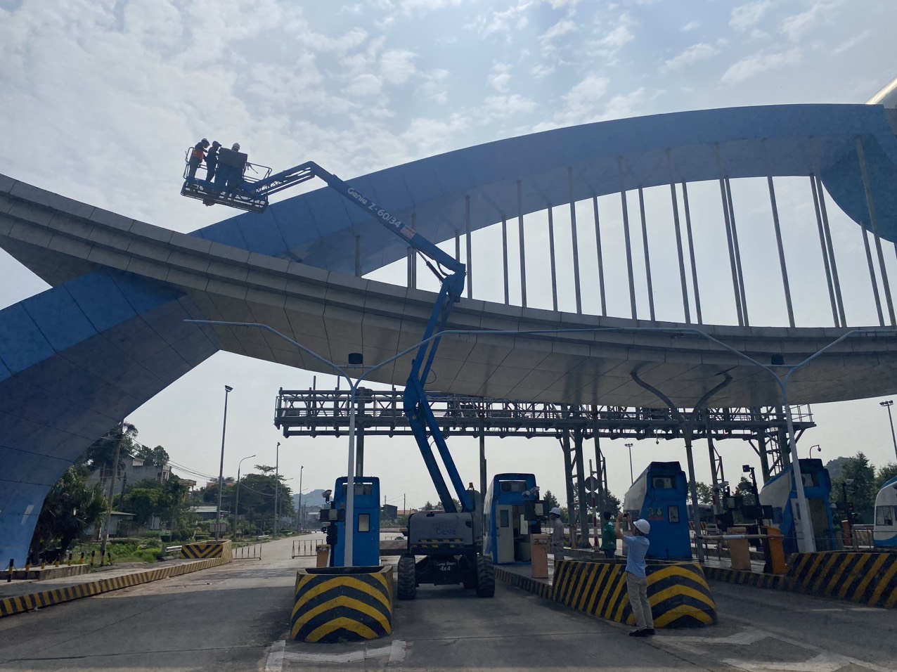 Cho thuê xe Boomlift tại Hạ Long, Quảng Ninh