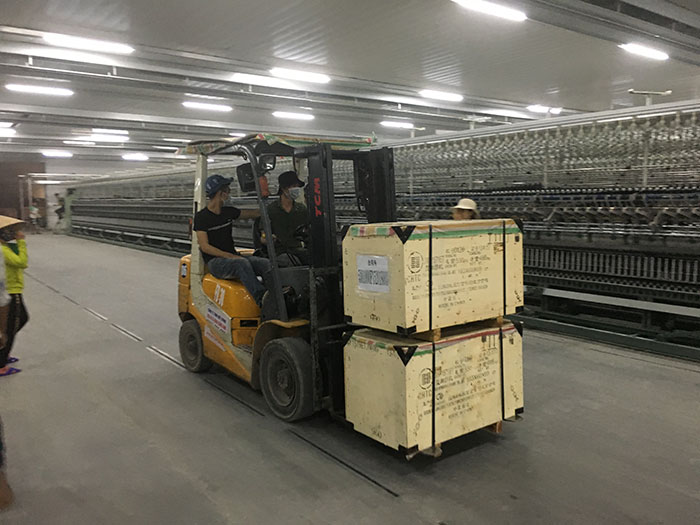 Cho thuê xe nâng giá rẻ tại Cẩm Phả - Quảng Ninh.